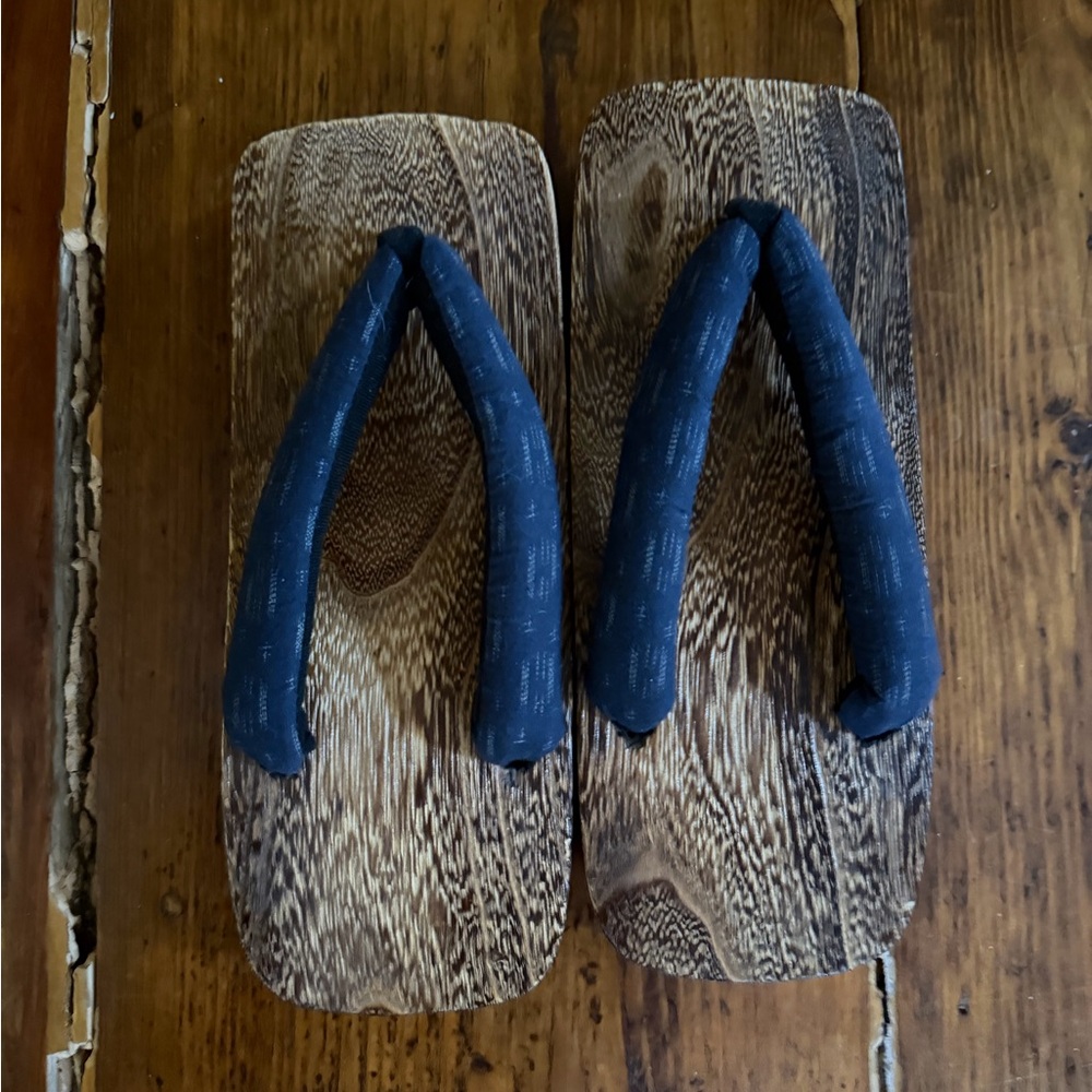 New, Unused Geta (Wooden Sandals) for Women, Yukata, Asanoha indigo blue